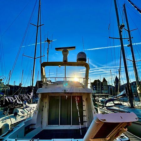 Yacht Deauville Exteriér fotografie